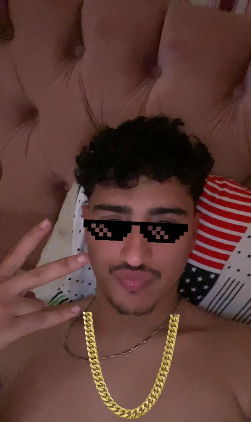 Modi, 19 from United States — Snapchat profile