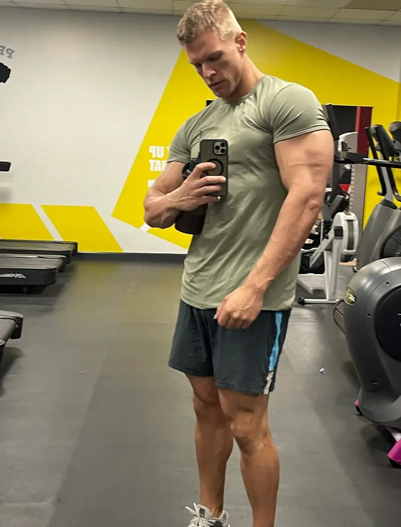 Alex, 28 from United States — Snapchat profile
