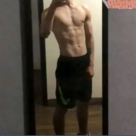 Alex, 18 from United States — Snapchat profile