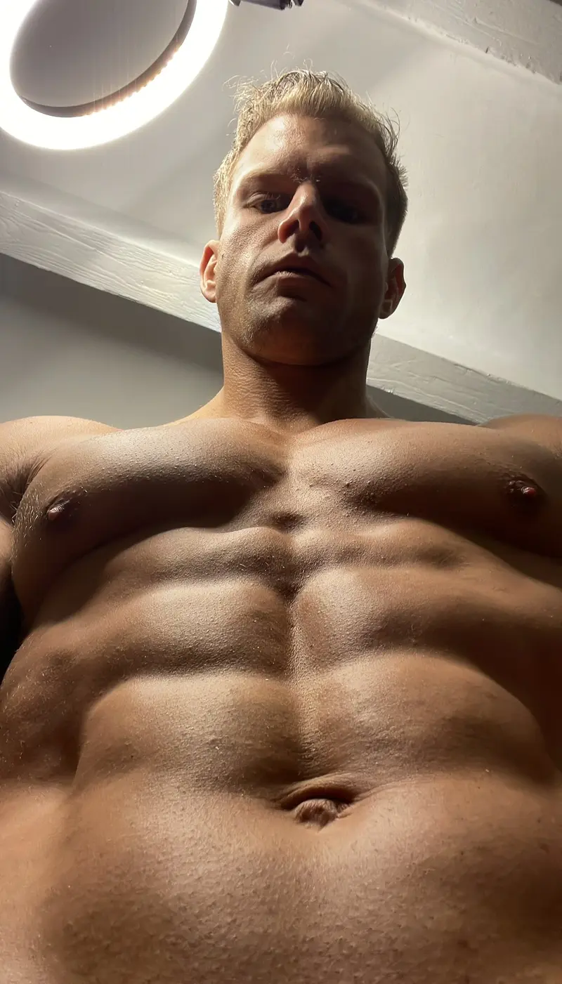 alex, 26 from United States — Snapchat profile