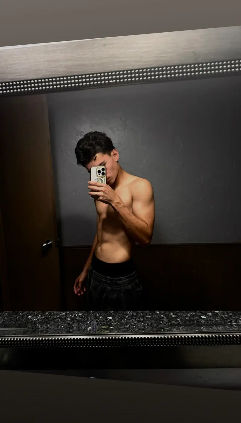 Chris, 18 from United States — Snapchat profile